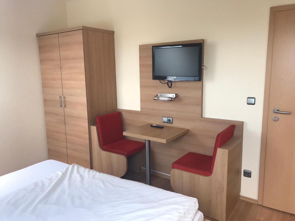 Laupus-Hof Apartment Bad Vilbel Bagian luar foto