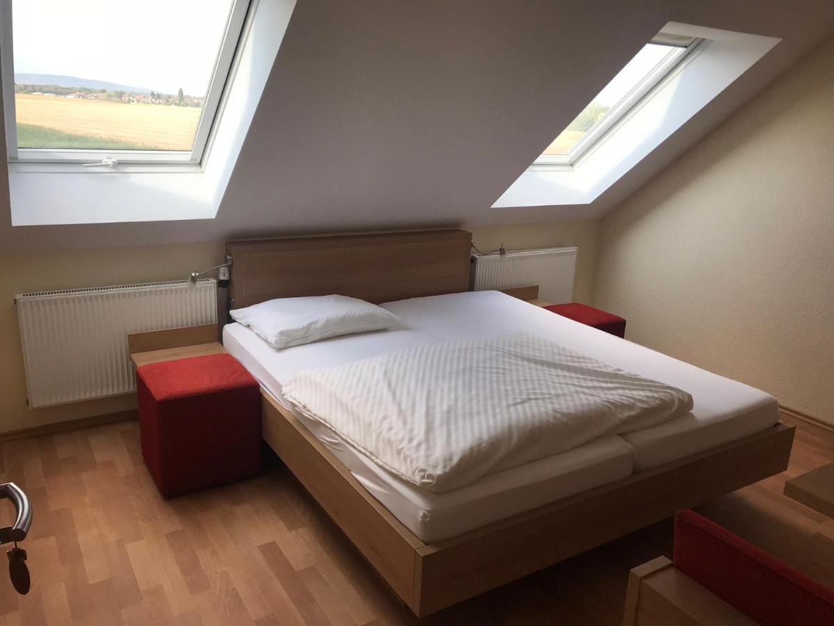 Laupus-Hof Apartment Bad Vilbel Bagian luar foto